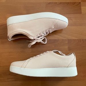 Fitflop Rally Canvas Sneaker in Rose Foam